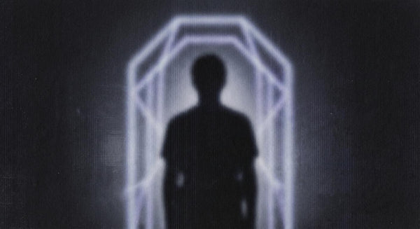 Echoes of a Solitary Frame